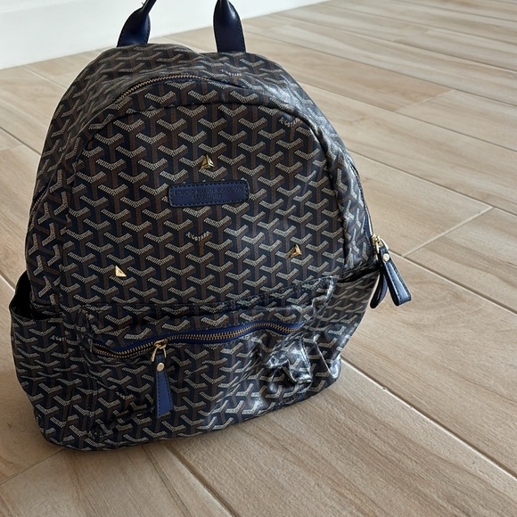 Blue backpack like new - Picture 2 of 9